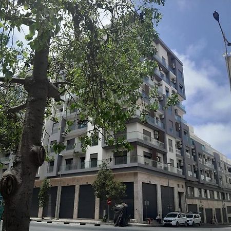 Derb Omar,Tram Apartment Казабланка Екстериор снимка
