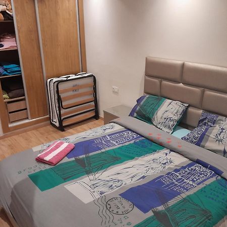 Derb Omar,Tram Apartment Казабланка Екстериор снимка